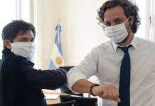 La OMS rechazó saludarse con el codo y ya tiene el repudio de kirchnerismo