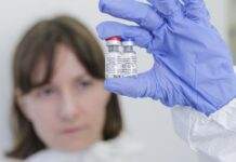 Melella busca que la provincia participe en la producción y distribución de la vacuna rusa