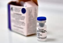 Cada vacuna rusa costará menos de 10 dólares y llegaría a los clientes en enero