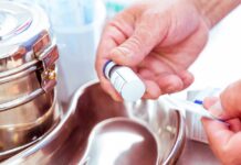 Sigue la polémica por las vacunas para los mayores de 60 años