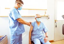 Con 5 personas por hora, comenzó la campaña de vacunación contra el Covid