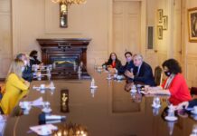 Coronavirus: El Presidente puso en funciones la Mesa de Salud y Educación