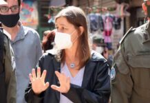 “El turismo está prohibido, la gente debe quedarse en su casa y no viajar”