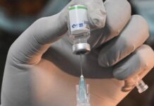 Llegó otra tanda de vacunas Sinopharm para aplicar la segunda dosis