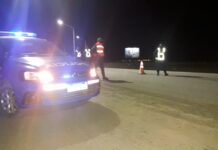 Los detuvieron por circular en horario restringido y denunciaron apremios ilegales