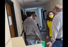 Un abogado y las Madres en Lucha protagonizaron un escándalo en los Tribunales de Río Grande