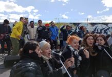La plaza Almirante Brown se llenó de música