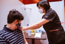 Comienza la aplicación de las dosis de refuerzo para mayores de 18 años sin turno