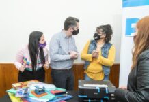 Entregaron más herramientas y maquinaria para emprendimientos locales