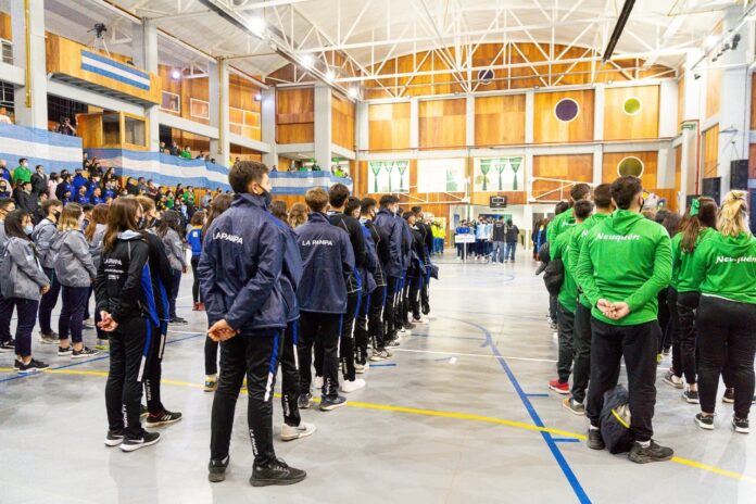 photo4899935529114642923