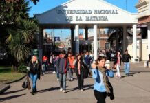 Tres universidades públicas exigirán estar vacunado contra el Covid-19