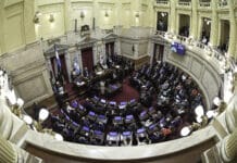 “Lo que autorizamos es la toma de otro endeudamiento, porque es un nuevo crédito”