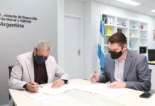 Perez firmó un convenio para que la ciudad tenga su Procrear II