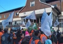 Movilización en Ushuaia por la situación de la OSEF