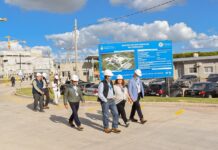 Castillo visitó las instalaciones del Centro Atómico Ezeiza