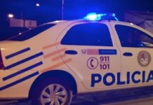 Detienen a dos personas que agredieron a una mujer en la vía publica
