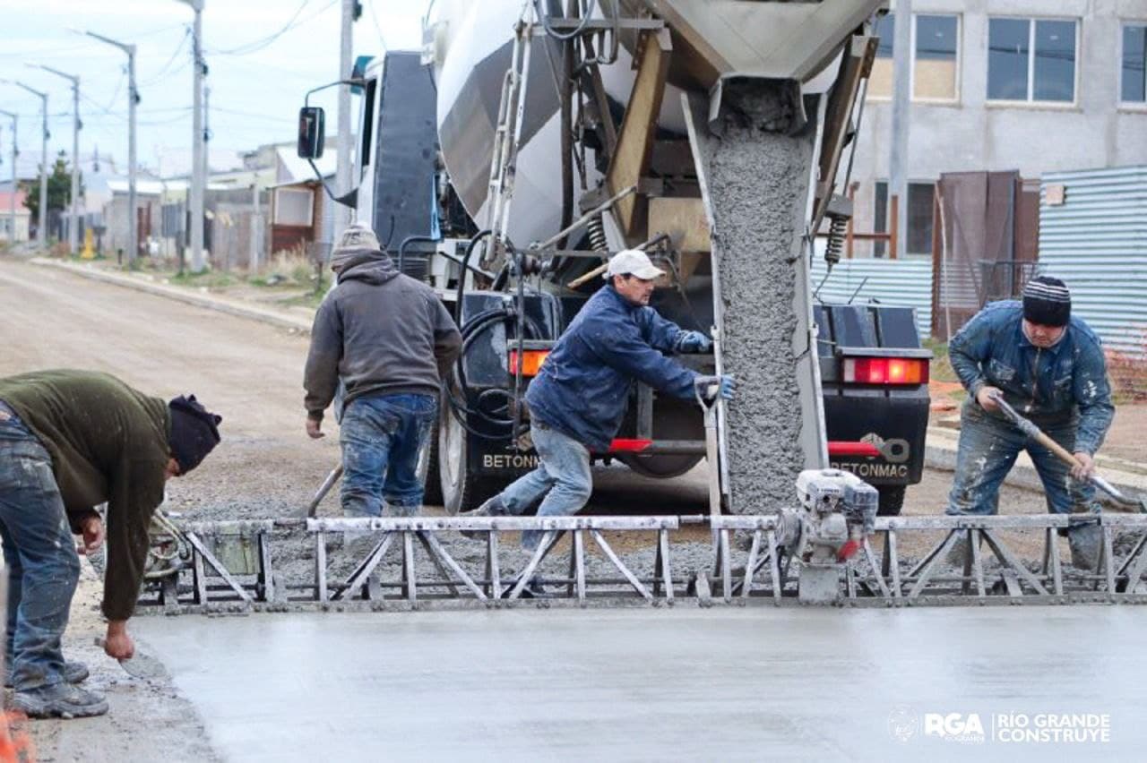 Más calles pavimentadas en el barrio CGT