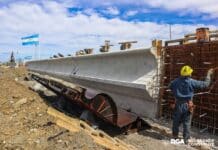 Continúa la extensión de la defensa costera en Río Grande