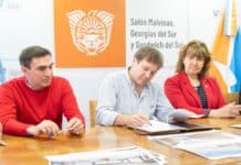 Melella firmó contrato para la segunda etapa de ampliación del Hospital de Ushuaia
