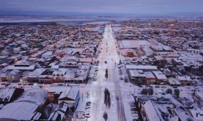 61381-coronavirus-tierra-del-fuego-es-la-provincia-con-mas-casos-por-cada-100000-habitantes-1000x600