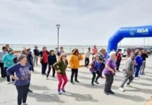 Caminatas saludables para los adultos mayores