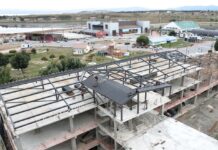 Comenzó el techado de la obra de ampliación del Hospital Regional Ushuaia