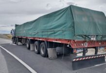San Sebastián: Detuvieron un camión con material de contrabando