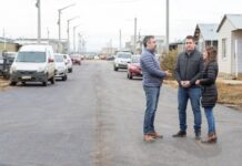 Llegó el pavimento al barrio Los Cisnes