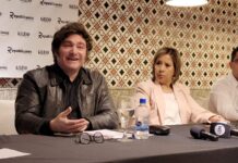 Una conferencia de prensa sin preguntas