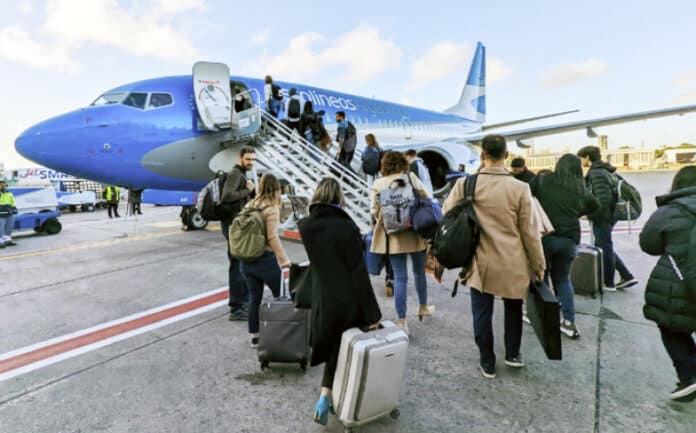 aerolineas-presento-la-tarifa-fueguina-a-43-mil-pesos_UJVx