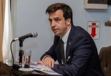 “Massa plantea que la solución al déficit fiscal es recortar Tierra del Fuego”