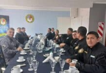 Policías advierten sobre carpas y faltazos masivos en reclamo por aumento salarial