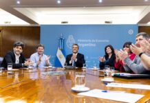 Melella anunció inclusión de los textiles en la prórroga del subrégimen