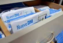 El Renaper lanzó el nuevo DNI electrónico con chip y código QR