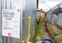Avanzan las obras de gas y equipamiento comunitario en el barrio Colombo