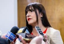 “Espert pretende destruir la industria nacional a favor de los importadores”