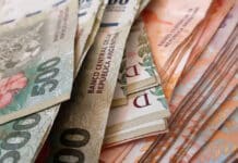 Quienes son los próceres que aparecen en los billetes de $10.000 y $20.000