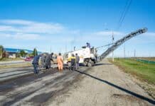 Avanzan las obras de bacheo en asfalto
