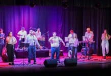A sala completa se realizó el Homenaje a la Cantata Fueguina a 30 años de su primera publicación