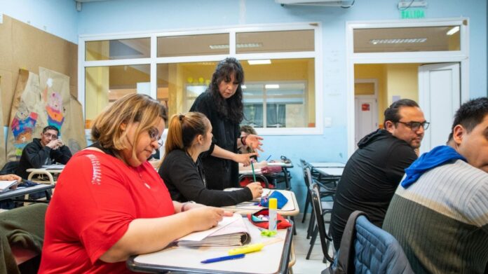 photo_5098451928307837957_y