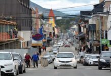Una bicicleta atropelló a una antigua pobladora: “No sé cuánto hace que esta gente está acá”