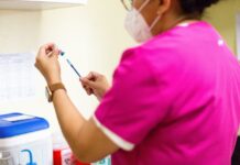 Empezó la campaña de vacunación antigripal