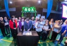 Perez anunció la creación de la figura del defensor del adulto mayor