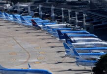 El gobierno declaró “servicio esencial” al transporte aéreo