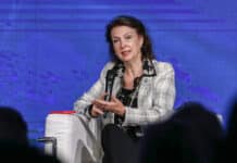 Mondino acusó a funcionarios “de izquierda” por haber denominado Falklands a las Malvinas