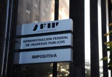 Un empleado de AFIP intentó quitarse la vida