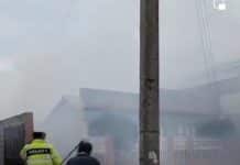 Pusieron ropa a secar en una estufa y se incendió la casa