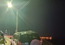 Hombre en estado de ebriedad impactó su camioneta en la baranda del Pueste Mosconi