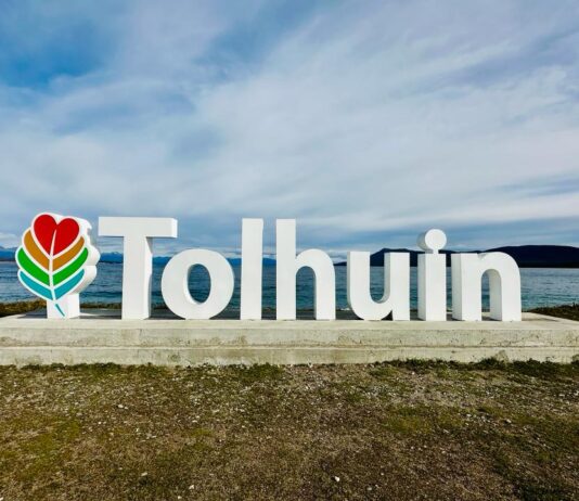 Este fin de semana se vive la Vuelta a la Tierra del Fuego en el parque de asistencia en Tolhuin