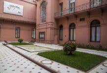 El gobierno quitó de la Casa Rosada la bandera argentina izada en Puerto Stanley